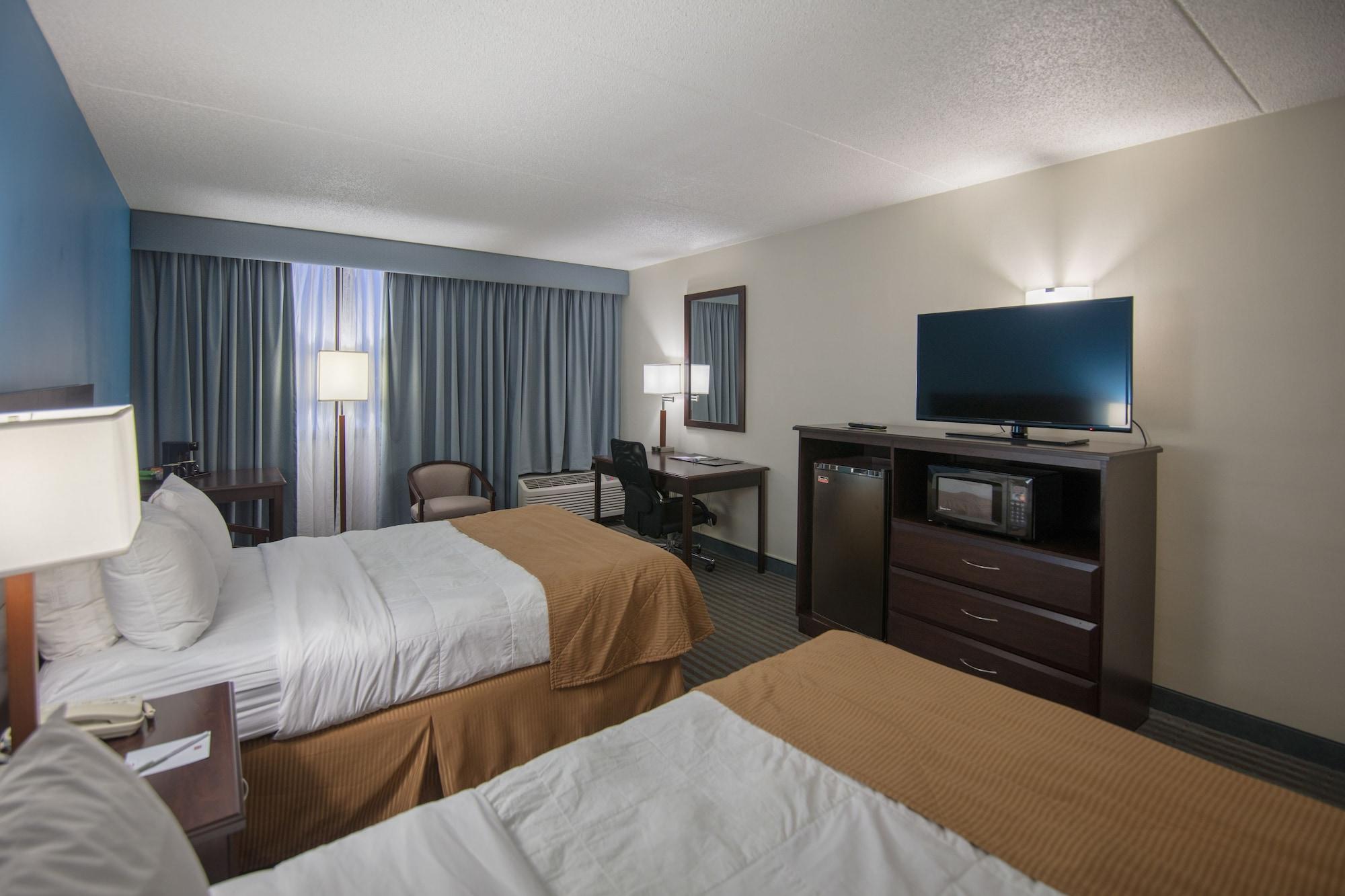 Ramada By Wyndham Cedar Rapids Ξενοδοχείο Εξωτερικό φωτογραφία