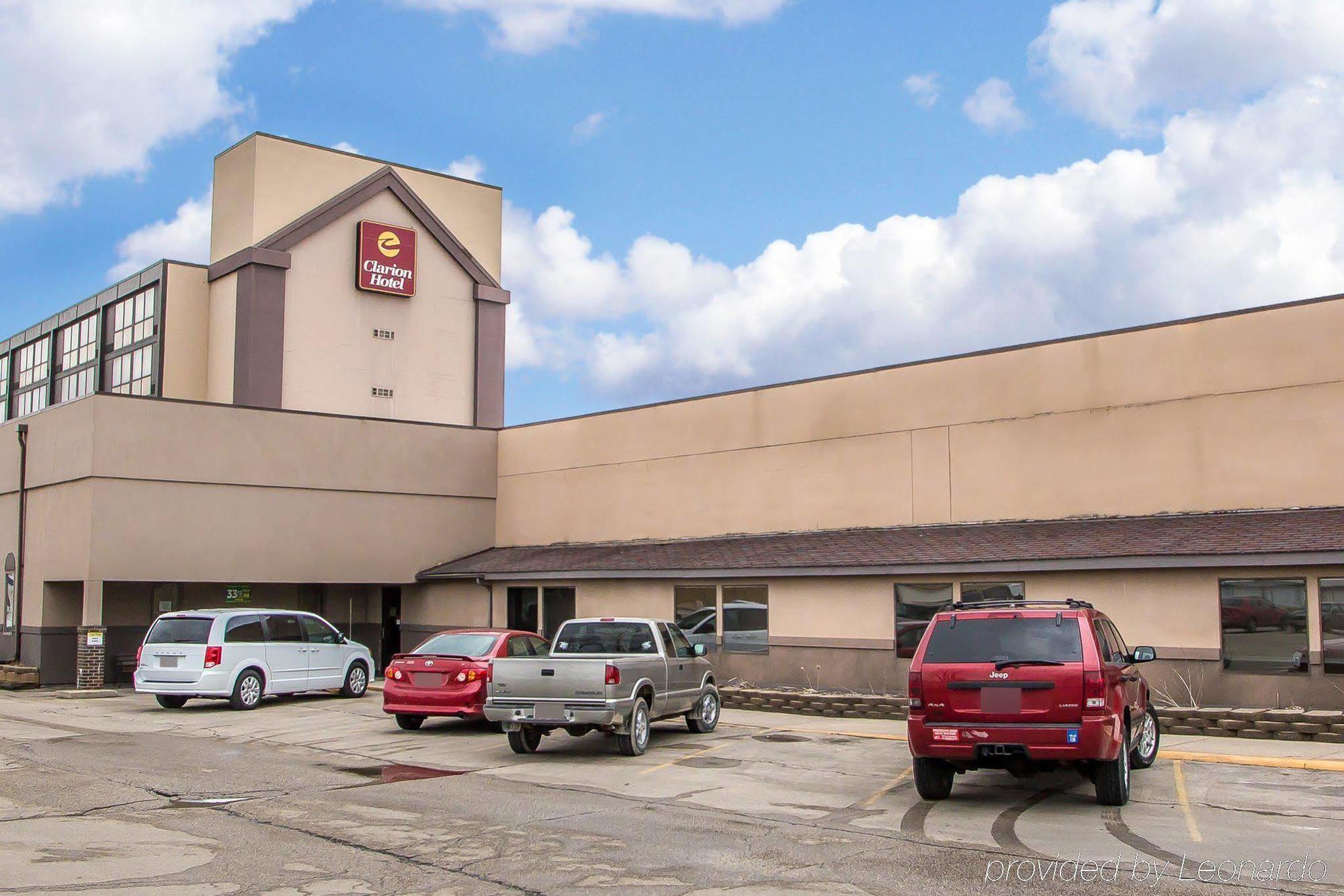 Ramada By Wyndham Cedar Rapids Ξενοδοχείο Εξωτερικό φωτογραφία